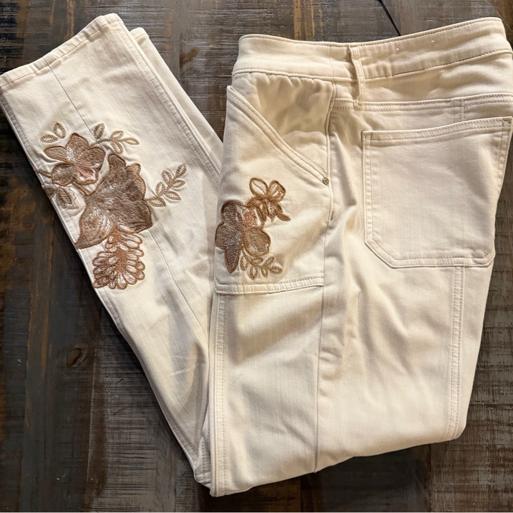 Chico's Cream Jeans with Floral Embroidery